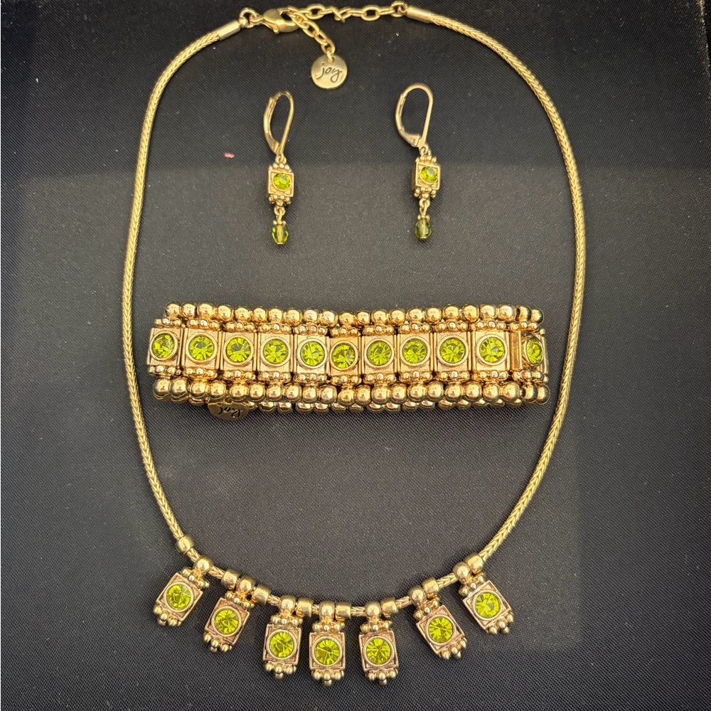 Elegant Gold and Green Peridot Color stone Jewelry Set